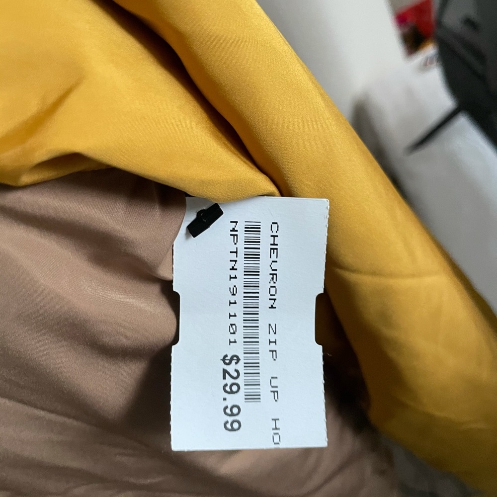 Puffer Jacket - Picture 2 of 3